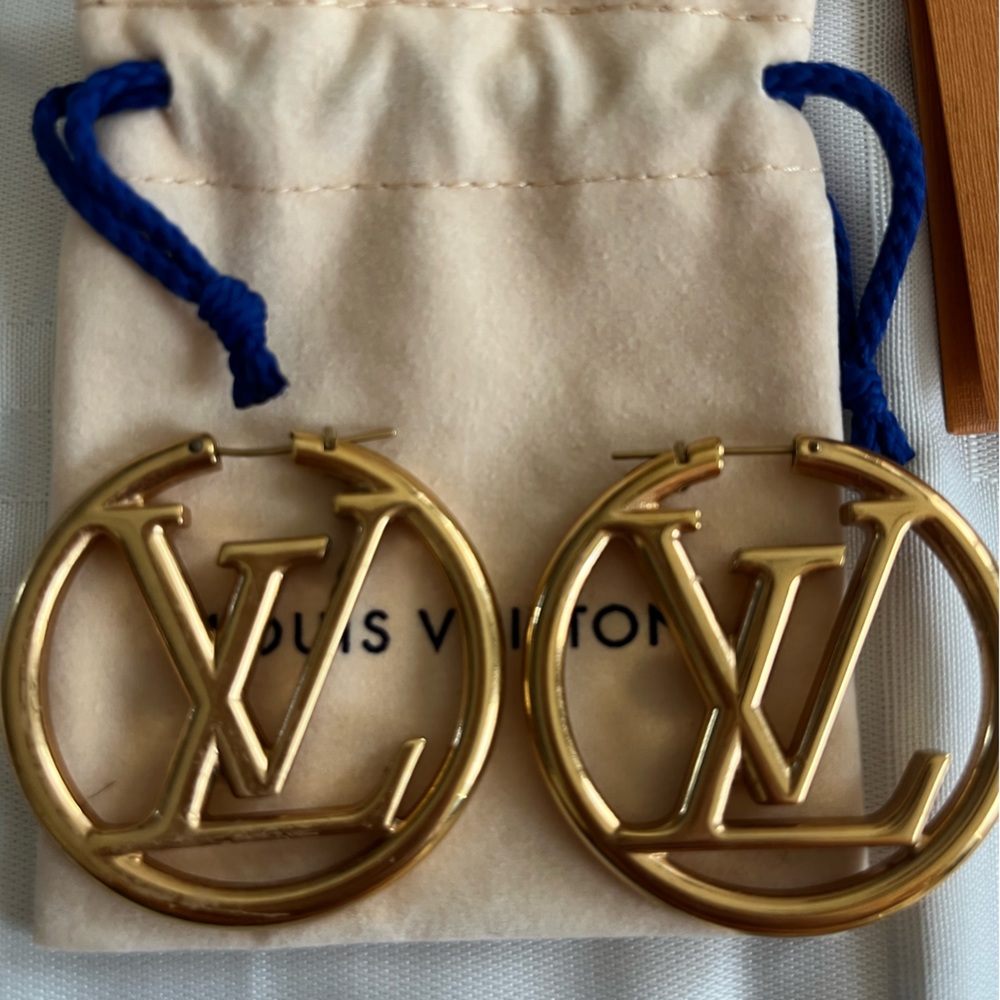 Authentic Louis Vuitton Louise Earrings. Good condition